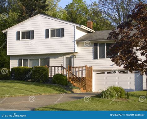 197 Split Level House Photos - Free & Royalty-Free Stock Photos from ...