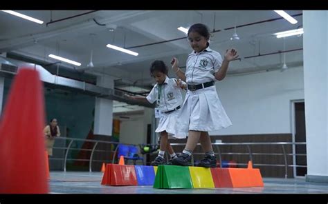 TRANSPORT DETAILS - AREA WISE ROUTE DETAIL {PER MONTH CHARGES (INR) }