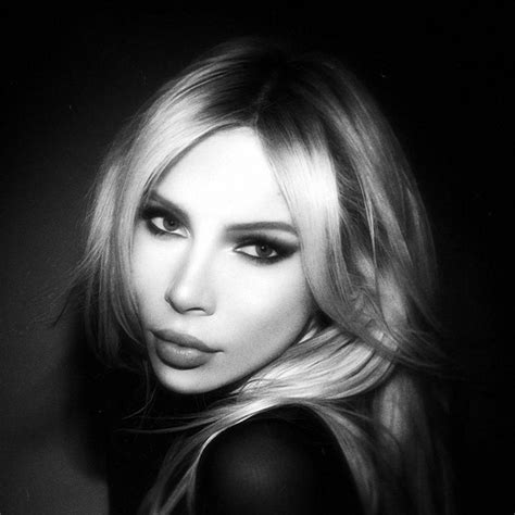 BUBBLEGUM: traduction française de Chase Icon