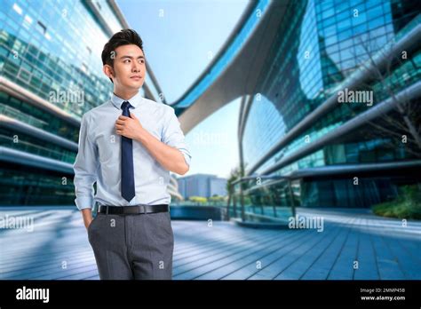 Young Business Person 的图像结果