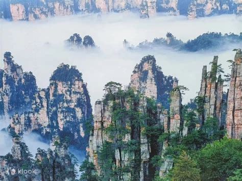 Zhangjiajie National Forest Park Avatar Mountain Grand Canyon Glass ...