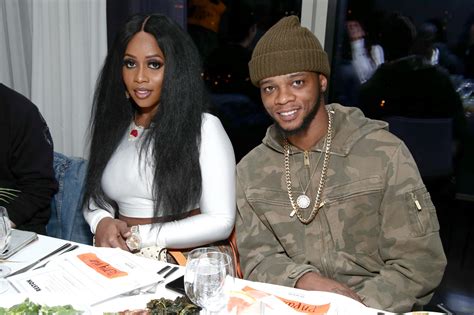 Inside look at Remy Ma, Papoose wedding in new 'Love & Hip Hop' clip