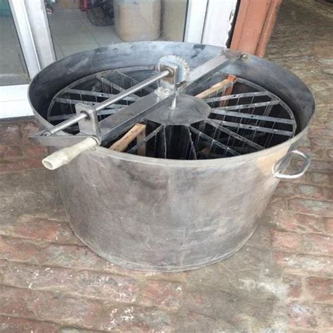 Honey Extractor - Honey Extractor Manual Manufacturer from Ludhiana