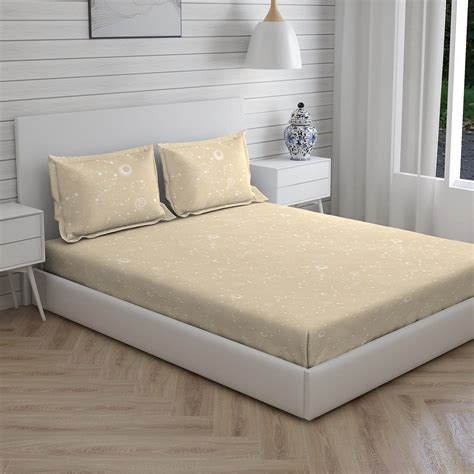 Buy LAYERS Panchatatva Printed 146TC Cotton King Bedsheet Set - 3Pcs ...