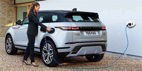 Land Rover introduces hybrid Evoque & Discovery Sport - electrive.com