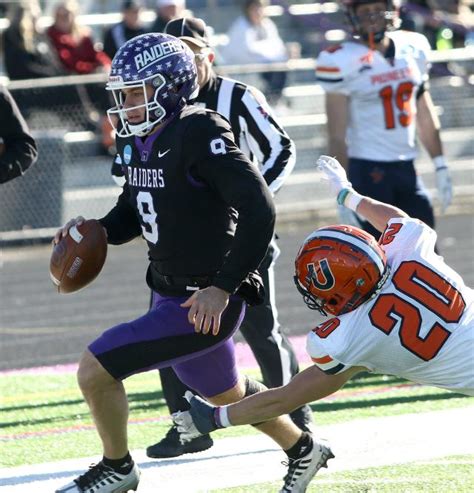 Mount Union football routs Utica in NCAA second-round playoff game