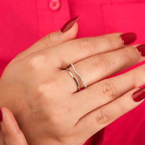 IHA Fine Jewellery | Modern 925 Silver Jewellery | Made in India