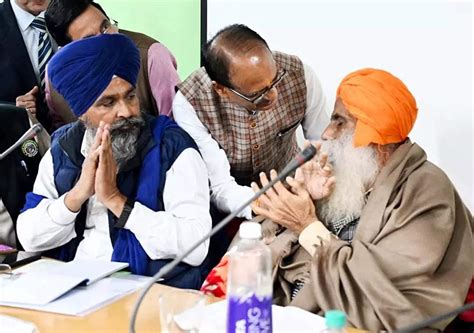 Talks with farmers held in cordial atmosphere; next meeting in ...