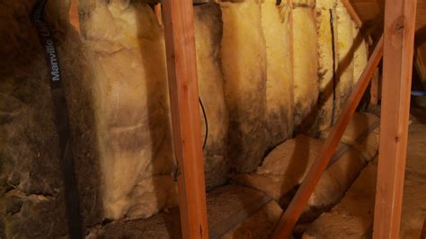 Why Does Insulation Turn Black | Storables