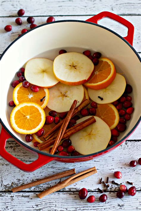 16 Simmer Pot Recipes for All Seasons - Homemade Simmering Potpourri