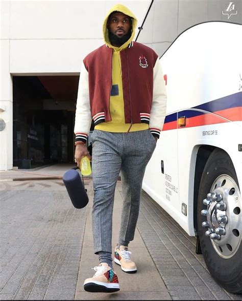Lebron Gym Outfits