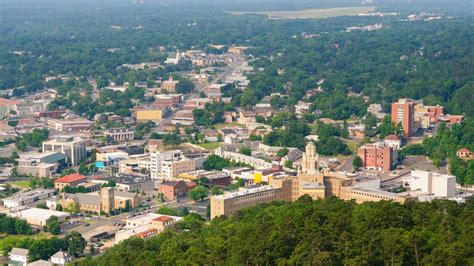 Hotels in Hot Springs from ₹ 3,633 - Find Cheap Hotels with momondo
