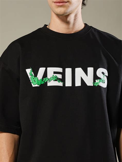 Ice In My Veins Puff Printed Men Oversized Terry T-shirt | PRONK – pronk.in