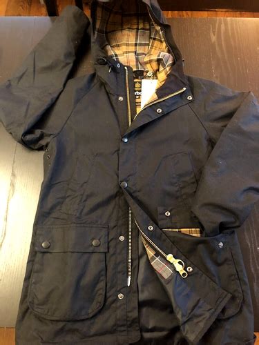 Buy Barbour Hooded Bedale Slim Waxed - Tartan Lining - Beaufort Ashby ...