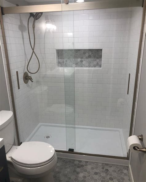 Basement Bath 的图像结果