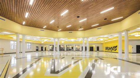 Valdosta High School - DCO Commercial Floors