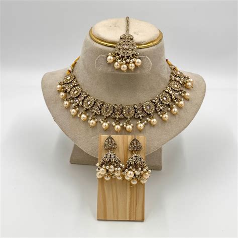 Antique Gold-Plated Pearl & Kundan Choker Necklace Set with Jhumka Ear ...