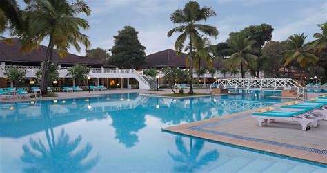 NOVOTEL GOA DONA SYLVIA RESORT (Cavelossim) - Resort Reviews, Photos ...