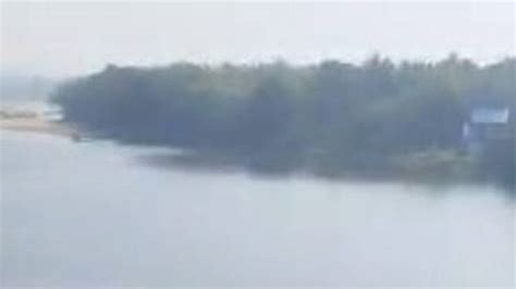 Family swept away while bathing in Bharathappuzha; woman dies, search ...