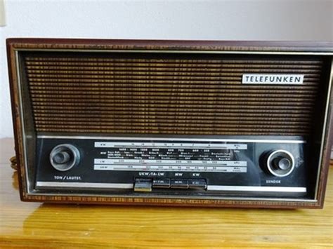 Mumbai Local Train Audio Advertising,Railway Jingles Advertising ...