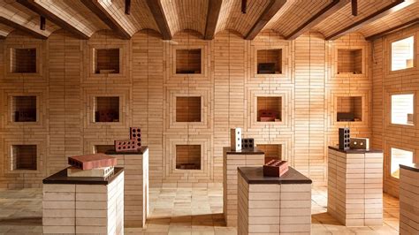 A New Delhi showroom that elevates the simplicity of brick ...