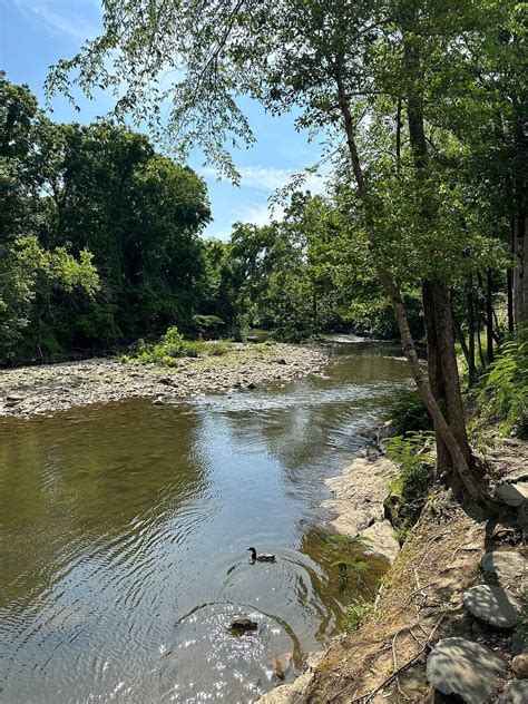 RIVER BEND INN (Pigeon Forge) - Hotel Reviews, Photos, Rate Comparison ...