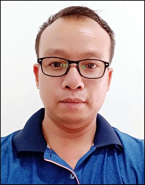 Dhanamanjuri University - Who's Who