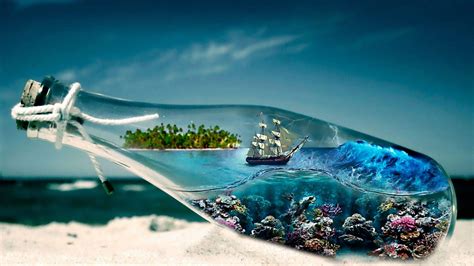 Buy Avikalp Awi3228 World in Glass Bottle Sea Boat Underwater World ...