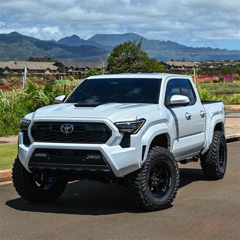 Custom N400 Toyota Tacoma Feels Ice Cap Pristine on Black 18s and Massive Geolander 35s ...