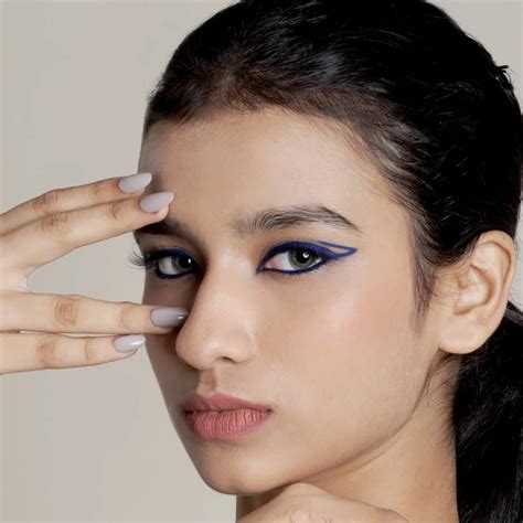Flicka Keep It Bold Eye Kajal