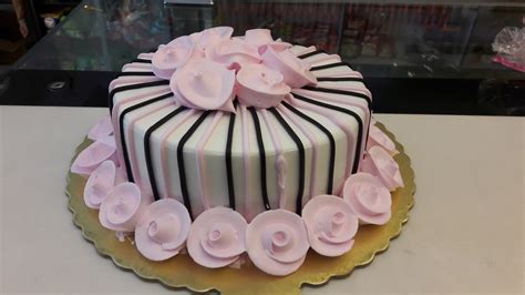 Rich Bake in Rohini Sector 24,Delhi - Order Food Online - Best Bakeries ...