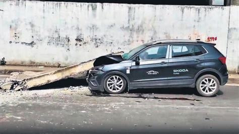 Andheri flyover slab falls on brand-new car, driver escapes with minor ...