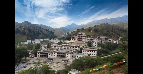 Nei Mongol Hotels: Compare Hotels in Nei Mongol from ₹ 62,121/night on ...