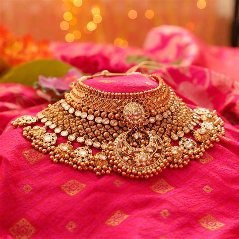 Buy Antique Set Online | Antique Set by Manubhai.