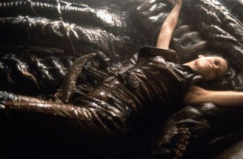 Alien Resurrection Monster 的图像结果