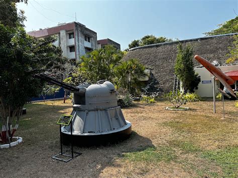 Maritime Museum / Indian Naval Museum in Kochi - Hi EKM