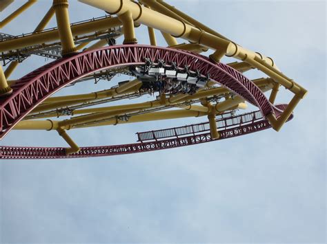 Michigan woman, Rachel Hawes, sues Cedar Point after she's left ...