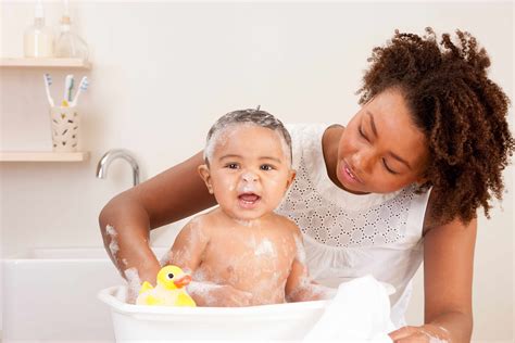 How Many Times Should I Bathe Newborn at Frances Carter blog