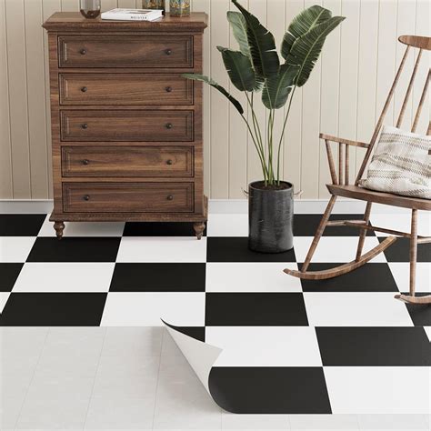 Oxdigi Elegant Peel & Stick Black & White Checkerboard Vinyl Flooring ...