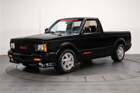 Virtual GMC Syclone Morphs Sierra and Canyon Into a 1990s-Loving High-Performance Truck ...