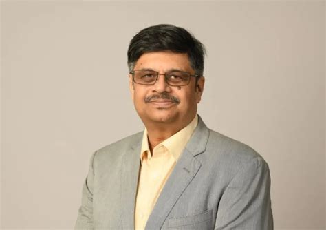 Women Constitute Less Than 20% Of Overall Workforce In India: CFA ...