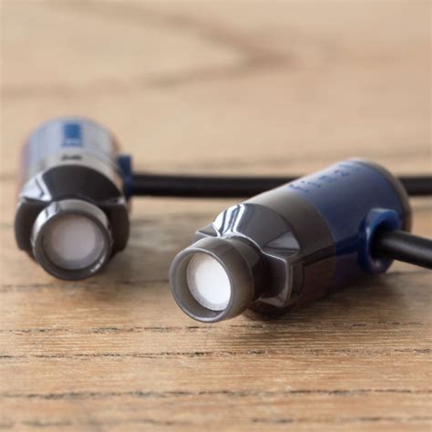 Final E1000 Hi-Res In-Ear Earphones Online