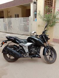 Used TVS Apache RTR 160 4V in Bangalore with warranty. Loan and ...
