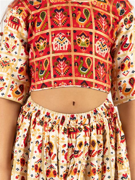 Girl's' Red And Cream Patola Print Lehenga Set – vastramay