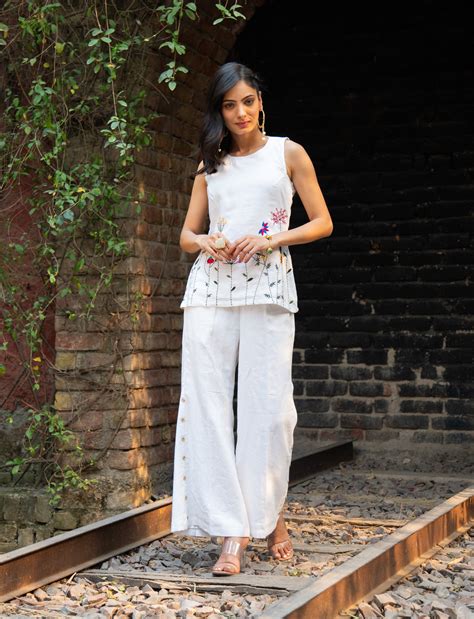 Embroidery Linen Co-ord Sets For Women