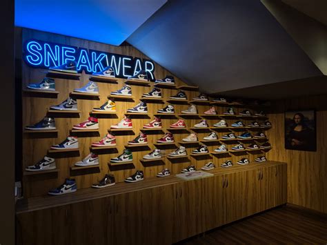 The Sneaker Resale Market in India: What You Need to Know? – Sneakwear ...