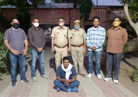 पुलिस (Police), आर्मी व अन्य भर्ती के नाम पर ठगी करने वाले गिरोह का ...