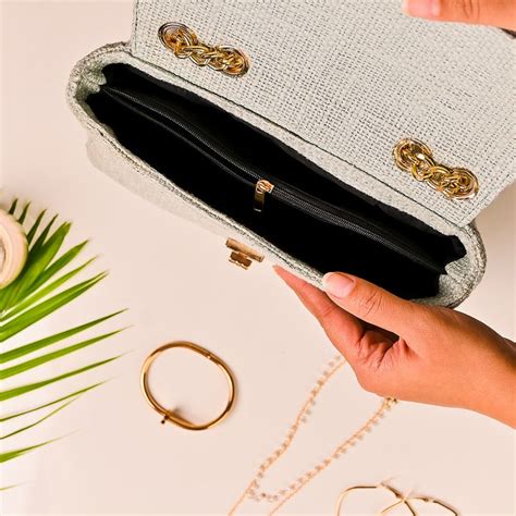 Minty Green Perky Sling Bag – Visual Echoes