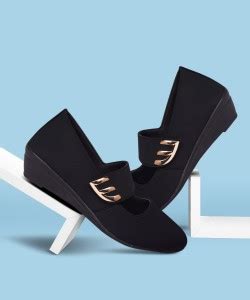 XE Looks Women Bellies - Buy XE Looks Women Bellies Online at Best ...