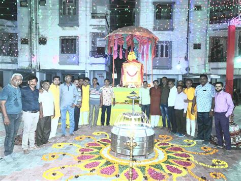 Ghodasar, sportsmen galloping around on the third day of Navratri ...